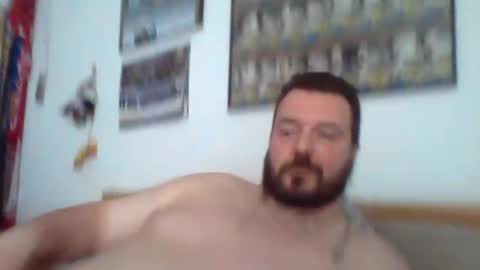 Snapshot of saschacrow1 chatting on April 29, 4:22 pm Saschacrow1 online show from April 29, 4:22 pm