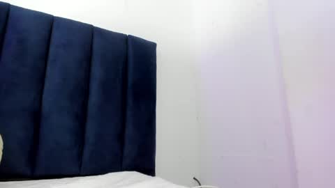 sasha online show from May 18, 1:39 pm