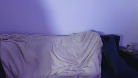 Snapshot of sasha_bloom7 chatting on December 6, 8:07 pm Sasha online show from December 6, 8:07 pm