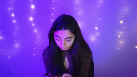 Snapshot of sasha_bloom7 chatting on January 25, 9:14 pm Sasha online show from January 25, 9:14 pm