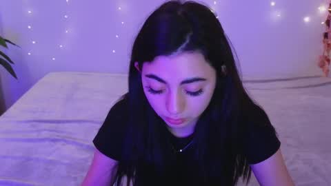 Snapshot of sasha_bloom7 chatting on February 28, 4:53 pm Sasha online show from February 28, 4:53 pm