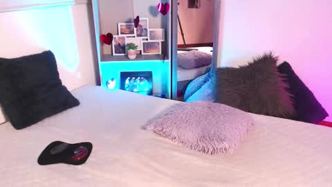 sasha_bowei online show from February 28, 3:29 am