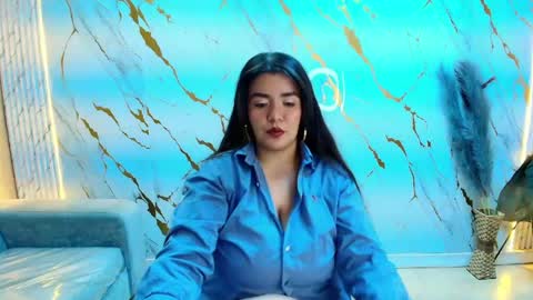Snapshot of sasha_tf chatting on May 10, 12:43 pm Sasha online show from May 10, 12:43 pm
