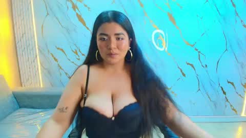 Snapshot of sasha_tf chatting on May 22, 8:36 pm Sasha online show from May 22, 8:36 pm