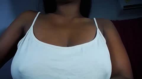 sashabreck1 online show from December 14, 8:35 pm