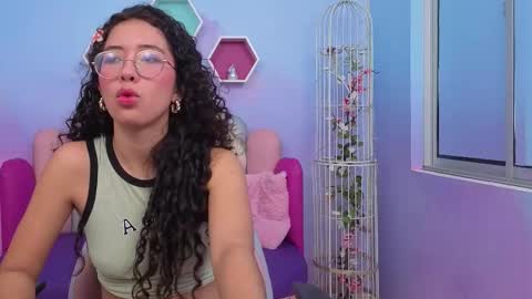 SashaMonroee  online show from November 27, 11:40 pm