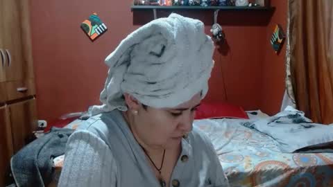 S A S H A R O S E online show from January 6, 12:09 pm