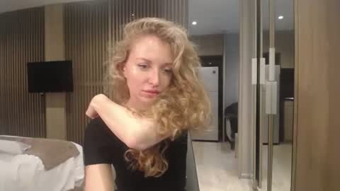 Sasha online show from October 4, 5:16 am