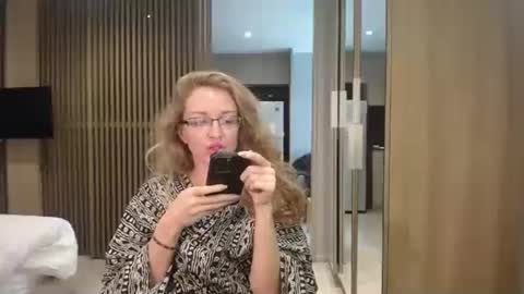 Sasha online show from October 11, 6:45 am