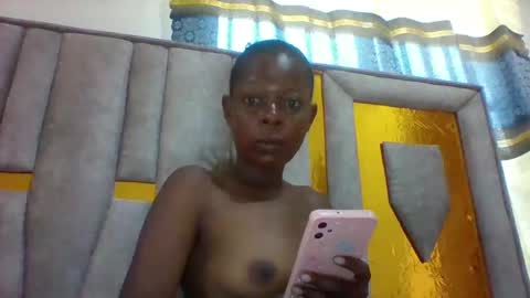 Snapshot of sashay_dario chatting on January 2, 4:30 am sashay_dario online show from January 2, 4:30 am