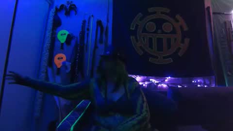 Snapshot of sassittarius chatting on February 16, 3:24 am Sassi online show from February 16, 3:24 am