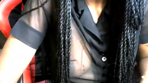 sassy_lyne online show from May 16, 10:36 am