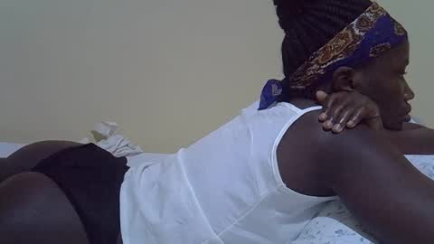 Snapshot of sassybabe20 chatting on October 3, 6:54 am sassybabe20 online show from October 3, 6:54 am