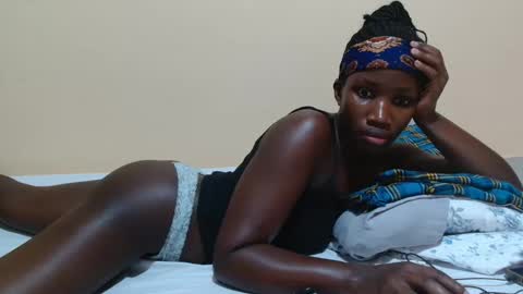 Snapshot of sassybabe20 chatting on October 5, 7:34 pm sassybabe20 online show from October 5, 7:34 pm