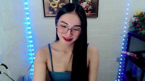 Snapshot of sassychixx699 chatting on October 14, 1:45 pm Arci online show from October 14, 1:45 pm