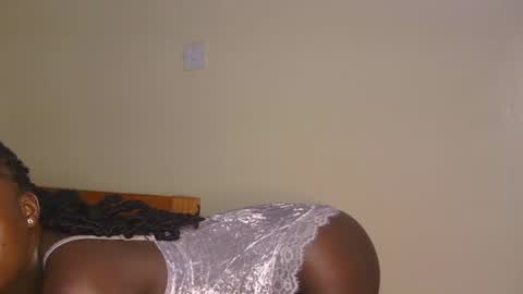 sexxy one online show from July 2, 11:55 pm