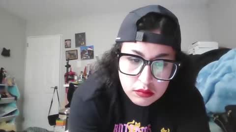 Snapshot of sassypandaxxx chatting on March 3, 8:11 pm koolkat online show from March 3, 8:11 pm