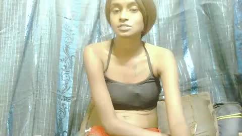 Snapshot of sassyxindian chatting on April 23, 12:15 pm sassyxindian online show from April 23, 12:15 pm