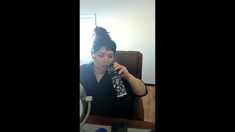 Snapshot of satansmydaddyrawrxd chatting on January 10, 4:31 pm satansmydaddyrawrxd online show from January 10, 4:31 pm