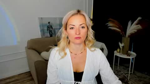 Vicky online show from June 30, 4:13 am