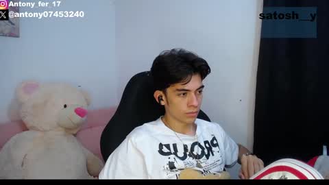 Snapshot of satosh_y chatting on February 2, 12:35 pm satosh_y online show from February 2, 12:35 pm
