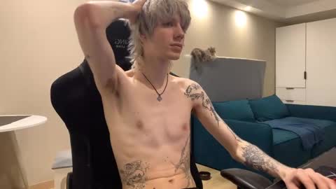 Snapshot of satoshi_qq chatting on April 1, 5:54 pm Satoshi online show from April 1, 5:54 pm