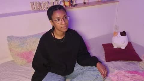 saturno_vibes online show from February 27, 8:47 am