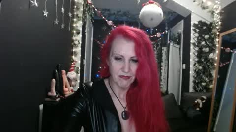 SaucySky online show from December 28, 9:08 pm