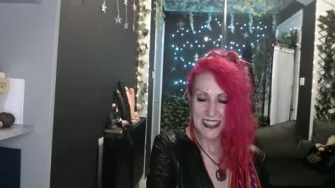 SaucySky online show from November 14, 8:18 pm