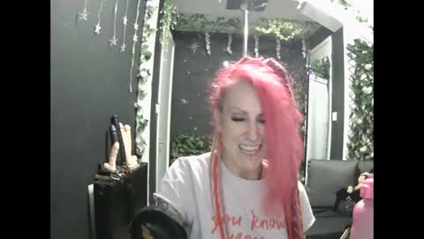 SaucySky online show from January 17, 12:37 am