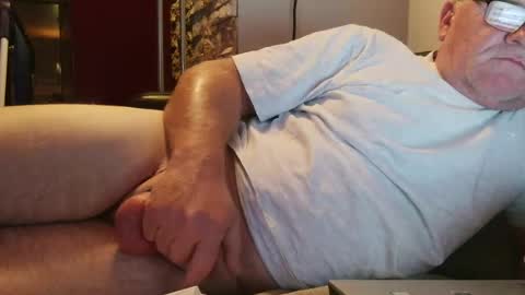 saugeil123 online show from July 11, 8:33 pm