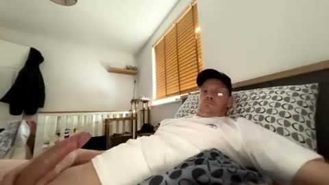 Sausagesandwitch23 online show from July 26, 7:59 am