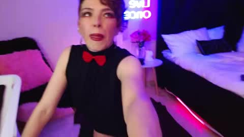 lilith online show from November 29, 8:45 pm