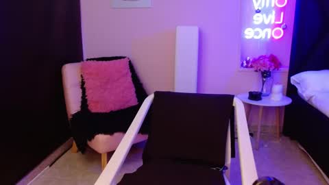 lilith online show from January 9, 3:31 am