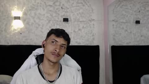 SavageLover  online show from January 15, 11:30 pm