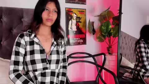 Snapshot of savannah_cameron chatting on December 10, 6:38 pm Savannah online show from December 10, 6:38 pm