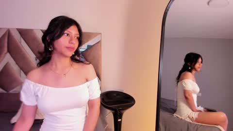 Snapshot of savannah_cameron chatting on January 24, 3:45 pm Savannah online show from January 24, 3:45 pm