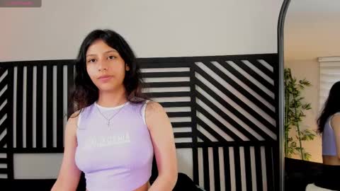 Snapshot of savannah_cameron chatting on February 13, 3:56 pm Savannah online show from February 13, 3:56 pm