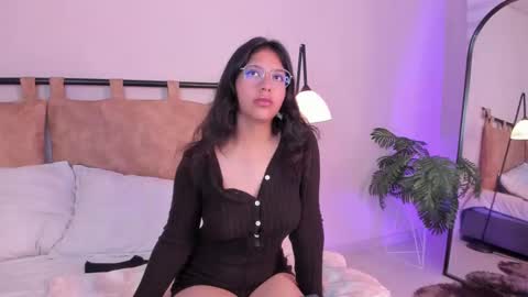 Snapshot of savannah_cameron chatting on September 11, 1:00 pm Savannah online show from September 11, 1:00 pm