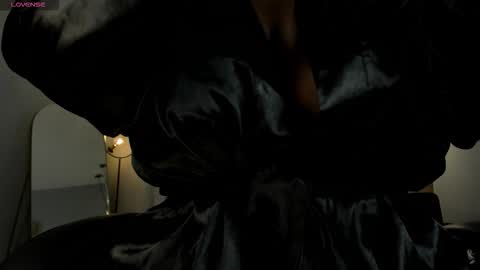 S a v a n n a h  online show from October 1, 9:26 am