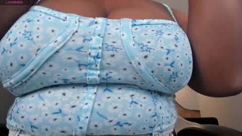 S a v a n n a h  online show from October 3, 12:13 pm