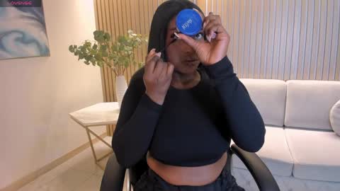 S a v a n n a h  online show from March 23, 12:53 pm