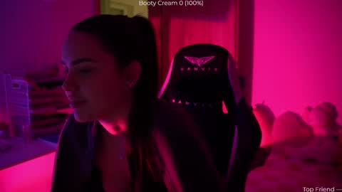 Naomi online show from January 19, 5:22 am