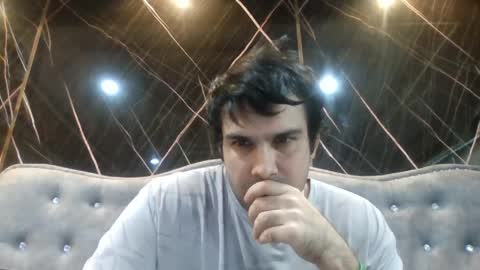 petperson04 online show from April 6, 10:05 am