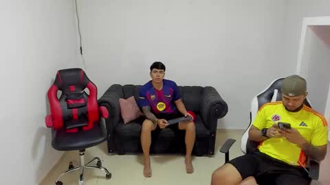 Snapshot of say_tony chatting on February 20, 5:37 am say_tony online show from February 20, 5:37 am