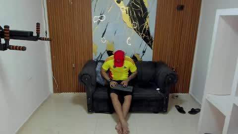 Snapshot of say_tony chatting on March 27, 8:26 am say_tony online show from March 27, 8:26 am