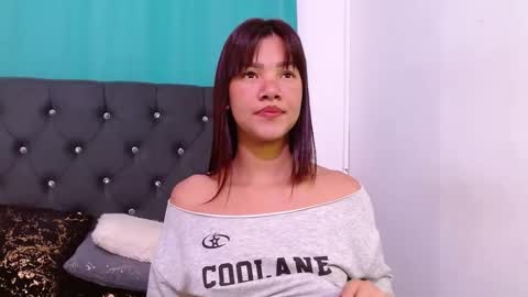 saykimmy online show from September 19, 2:35 am