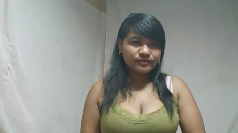 Snapshot of saylla1 chatting on May 7, 10:09 am saylla1 online show from May 7, 10:09 am