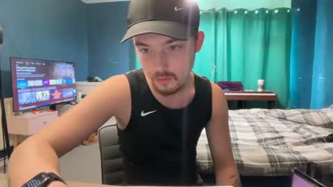 Snapshot of scallylad03 chatting on July 26, 4:14 pm scallylad03 online show from July 26, 4:14 pm