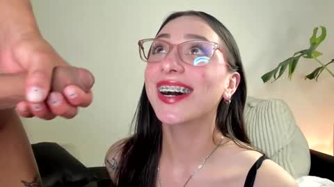 Snapshot of scarett_jackson chatting on February 15, 8:11 am Scarett Jackson online show from February 15, 8:11 am